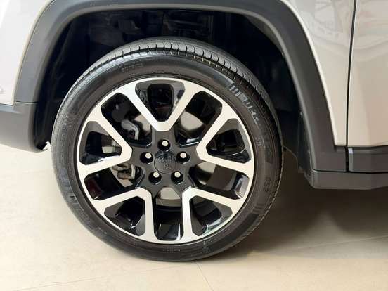 JEEP-COMPASS-2.0 16V DIESEL LIMITED 4X4 AUTOMÁTICO JEEP-COMPASS-2020