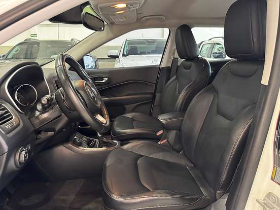 JEEP-COMPASS-2.0 16V DIESEL LONGITUDE 4X4 AUTOMÁTICO JEEP-COMPASS-2020