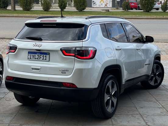 JEEP-COMPASS-2.0 16V FLEX LONGITUDE AUTOMÁTICO JEEP-COMPASS-2017