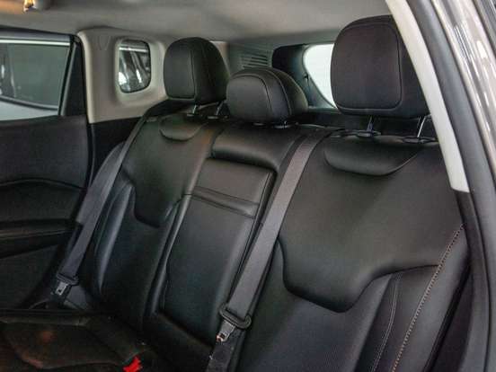 JEEP-COMPASS-2.0 16V FLEX LONGITUDE AUTOMÁTICO JEEP-COMPASS-2018