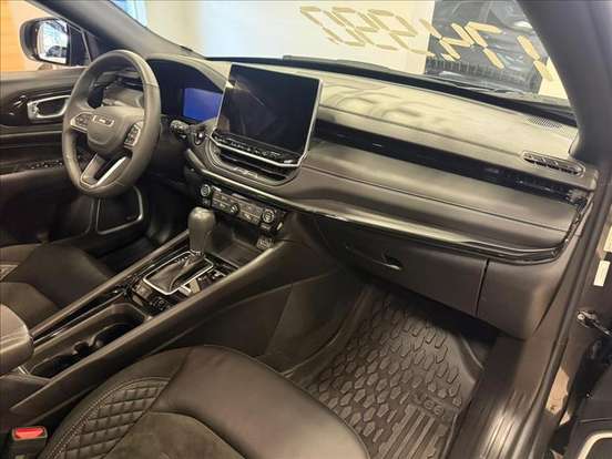 JEEP-COMPASS-2025