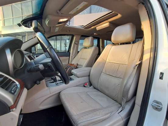 JEEP-GRAND CHEROKEE-3.6 LAREDO 4X4 V6 24V GASOLINA 4P AUTOMÁTICO JEEP-GRAND CHEROKEE-2012
