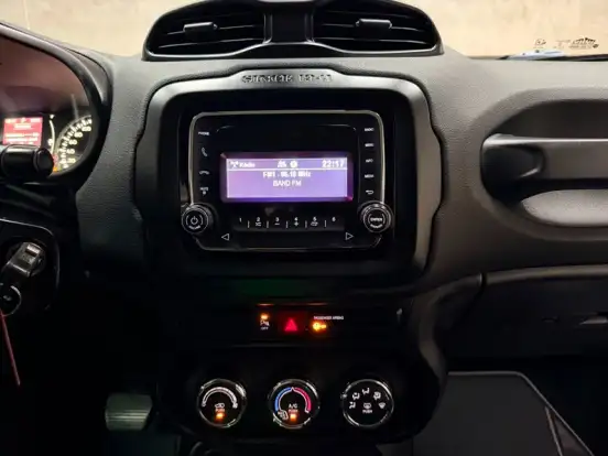 JEEP-RENEGADE-1.8 16V FLEX SPORT 4P AUTOMÁTICO JEEP-RENEGADE-2016