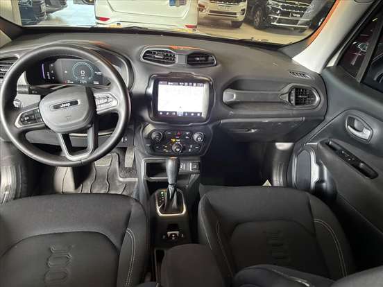 JEEP-RENEGADE-2025