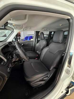 JEEP-RENEGADE-2023