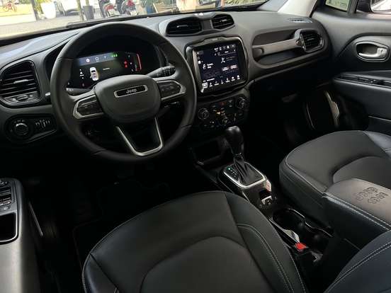 JEEP-RENEGADE-2025