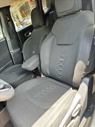 JEEP-RENEGADE-2023