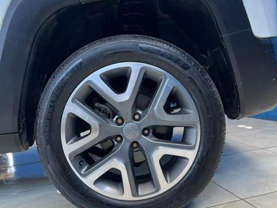 JEEP-RENEGADE-2.0 16V TURBO DIESEL CUSTOM 4P 4X4 AUTOMÁTICO JEEP-RENEGADE-2017