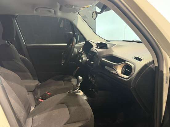 JEEP-RENEGADE-2.0 16V TURBO DIESEL SPORT 4P 4X4 AUTOMÁTICO JEEP-RENEGADE-2015