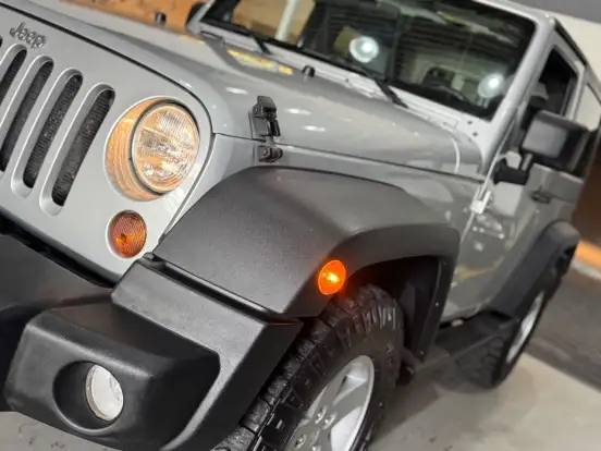 JEEP-WRANGLER-2010
