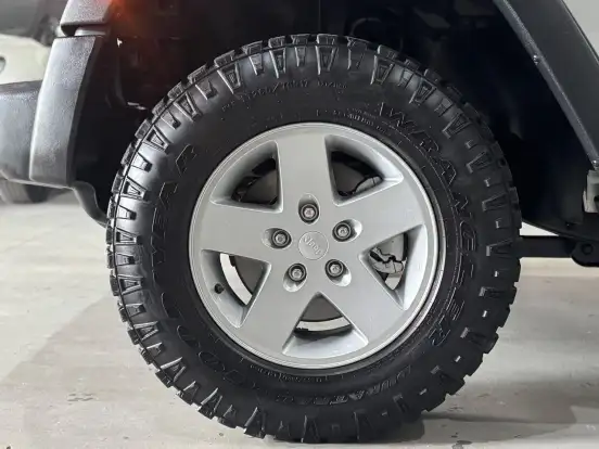JEEP-WRANGLER-2010