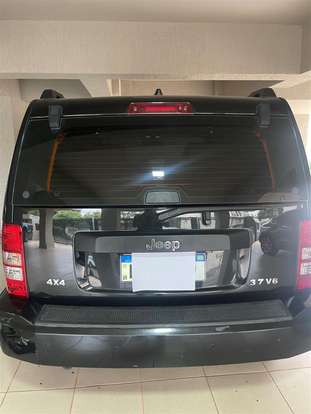 JEEP-CHEROKEE-2011