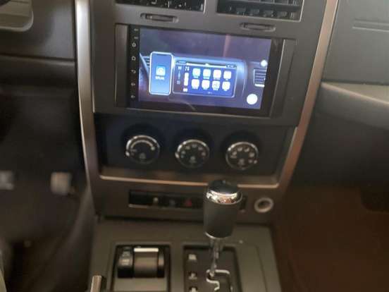JEEP-CHEROKEE-3.7 SPORT 4X4 V6 12V GASOLINA 4P AUTOMÁTICO JEEP-CHEROKEE-2011