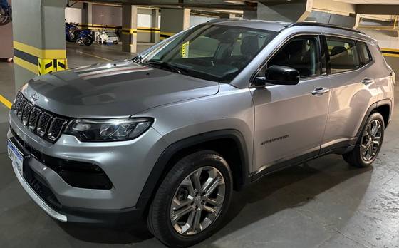 JEEP COMPASS 1.3 T270 TURBO FLEX LONGITUDE AT6
