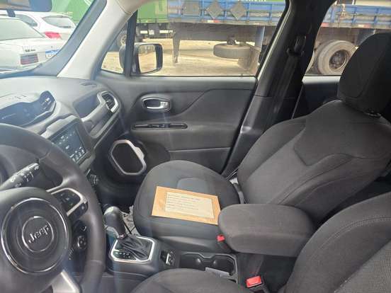 JEEP-RENEGADE-2020