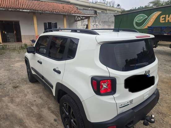 JEEP-RENEGADE-2020