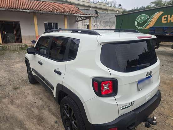 JEEP-RENEGADE-2020