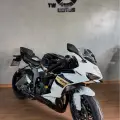 KAWASAKI NINJA ZX-6R KAWASAKI NINJA ZX-6R