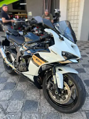 KAWASAKI NINJA ZX-6R 