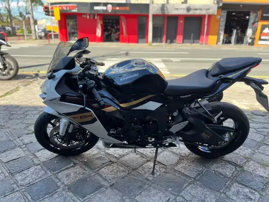 KAWASAKI-NINJA ZX-6R KAWASAKI-NINJA ZX-6R-2025