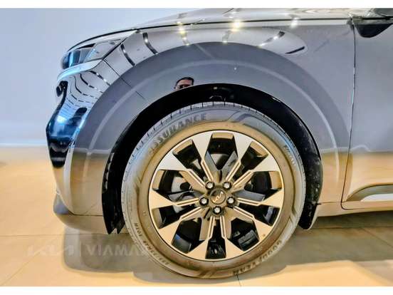 KIA-CARNIVAL-2021