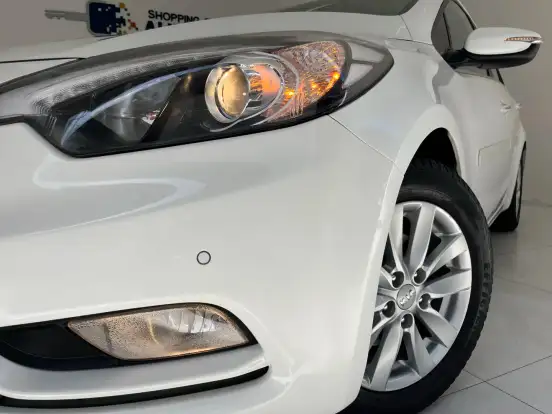 KIA-CERATO-1.6 SX 16V FLEX 4P AUTOMÁTICO KIA-CERATO-2013