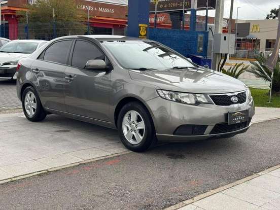 KIA-CERATO-2012