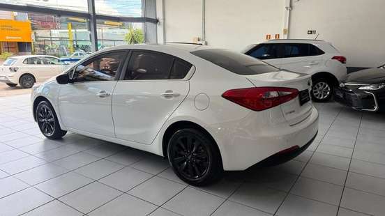 KIA-CERATO-1.6 SX 16V FLEX 4P AUTOMÁTICO KIA-CERATO-2014