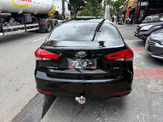 KIA-CERATO-1.6 SX 16V FLEX 4P AUTOMÁTICO KIA-CERATO-2016