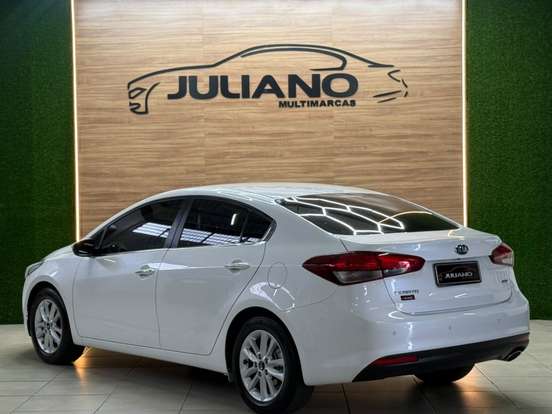 KIA-CERATO-1.6 SX 16V FLEX 4P AUTOMÁTICO KIA-CERATO-2016