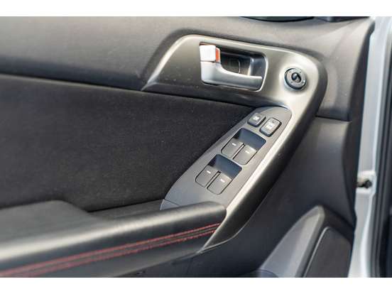 KIA-CERATO-2011