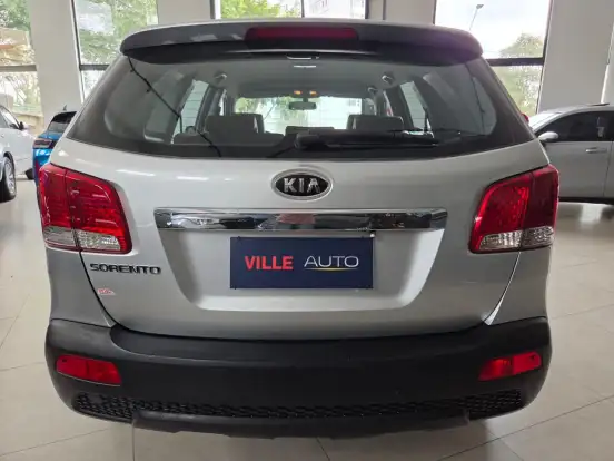 KIA-SORENTO-2.4 16V GASOLINA EX AUTOMÁTICO KIA-SORENTO-2011
