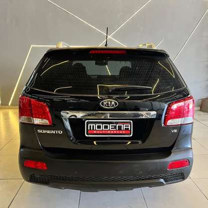 KIA-SORENTO-2010