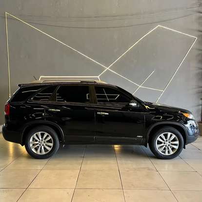 KIA-SORENTO-2010