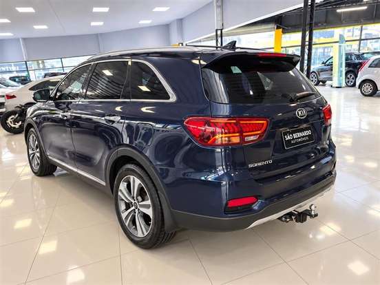 KIA-SORENTO-2019