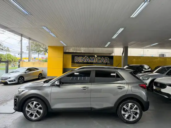 KIA-STONIC-2023