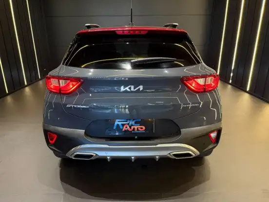 KIA-STONIC-2022