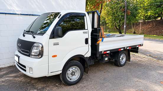 KIA-BONGO-2025