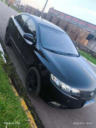 KIA-CERATO-1.6 EX3 SEDAN 16V GASOLINA 4P MANUAL KIA-CERATO-2011