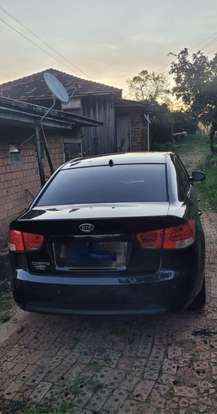 KIA-CERATO-1.6 EX3 SEDAN 16V GASOLINA 4P MANUAL KIA-CERATO-2011
