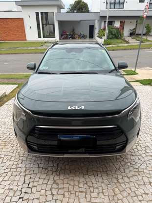 KIA-NIRO-2023