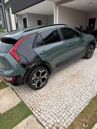 KIA-NIRO-2023