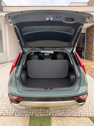 KIA-NIRO-2023