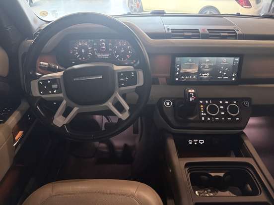 LAND ROVER-DEFENDER-2021