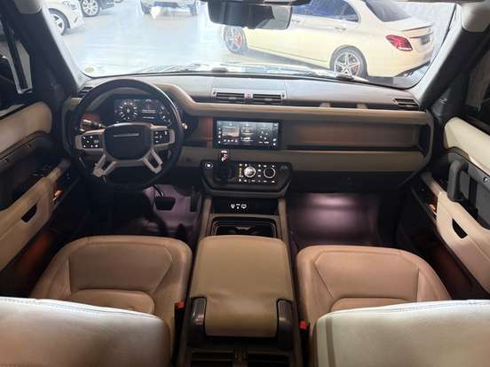 LAND ROVER-DEFENDER-2021