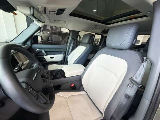 LAND ROVER-DEFENDER-2024