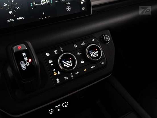 LAND ROVER-DEFENDER-2022