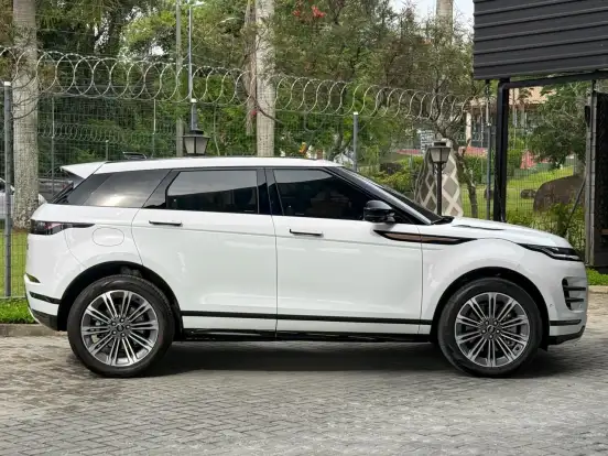 LAND ROVER-RANGE ROVER EVOQUE-2.0 P250 FLEX R-DYNAMIC HSE AWD AUTOMÁTICO LAND ROVER-RANGE ROVER EVOQUE-2023