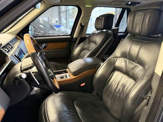 LAND ROVER-RANGE ROVER VOGUE-4.4 AUTOBIOGRAPHY SDV8 4X4 TURBO DIESEL 4P AUTOMÁTICO LAND ROVER-RANGE ROVER VOGUE-2019