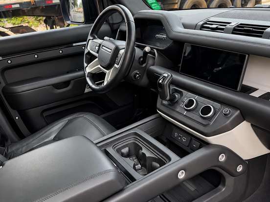 LAND ROVER-DEFENDER-2.0 P300 GASOLINA 110 HSE AWD AUTOMÁTICO LAND ROVER-DEFENDER-2021